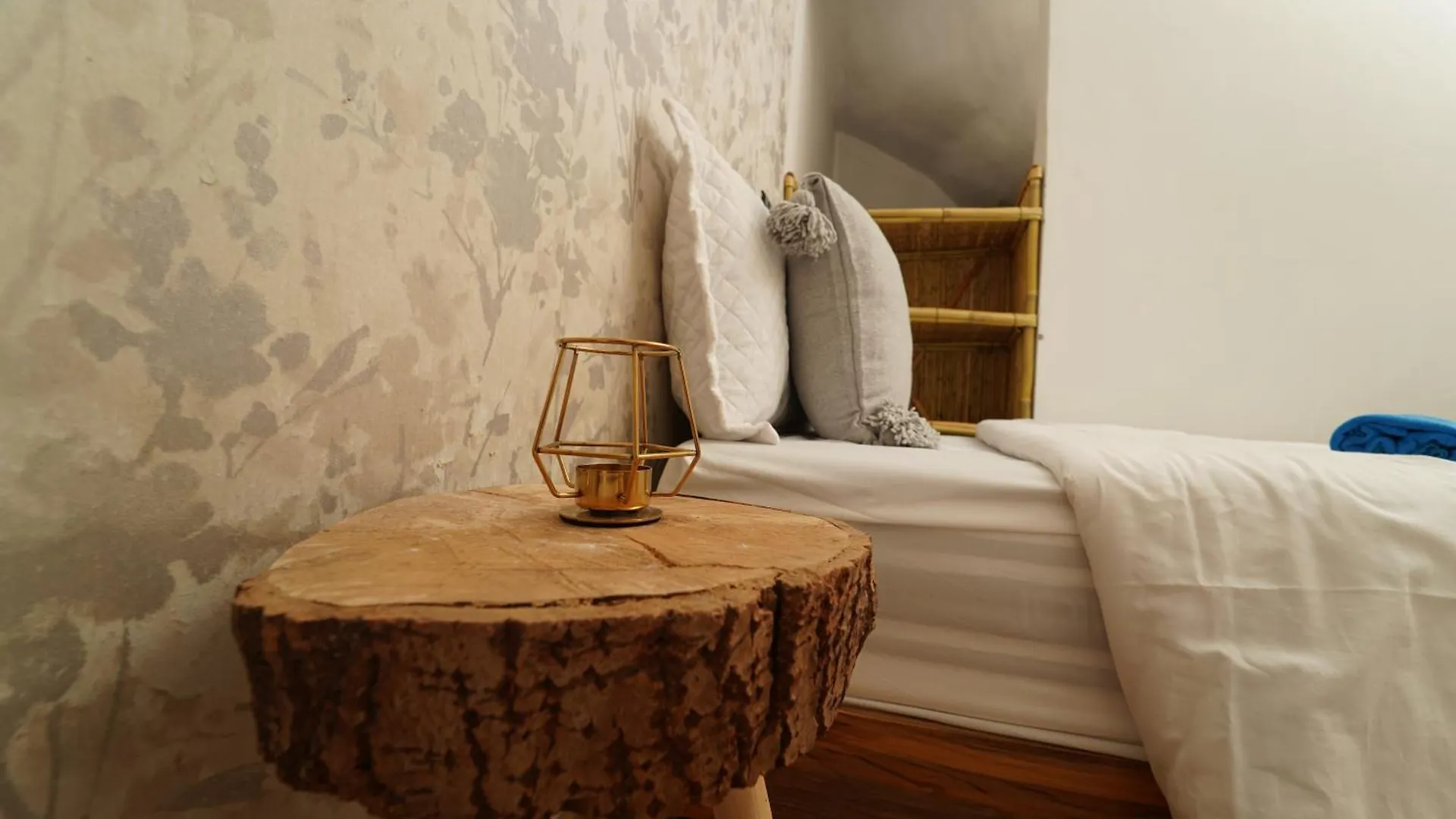 Bed and Breakfast Waves Hunter Surf House Агадир Отель типа 