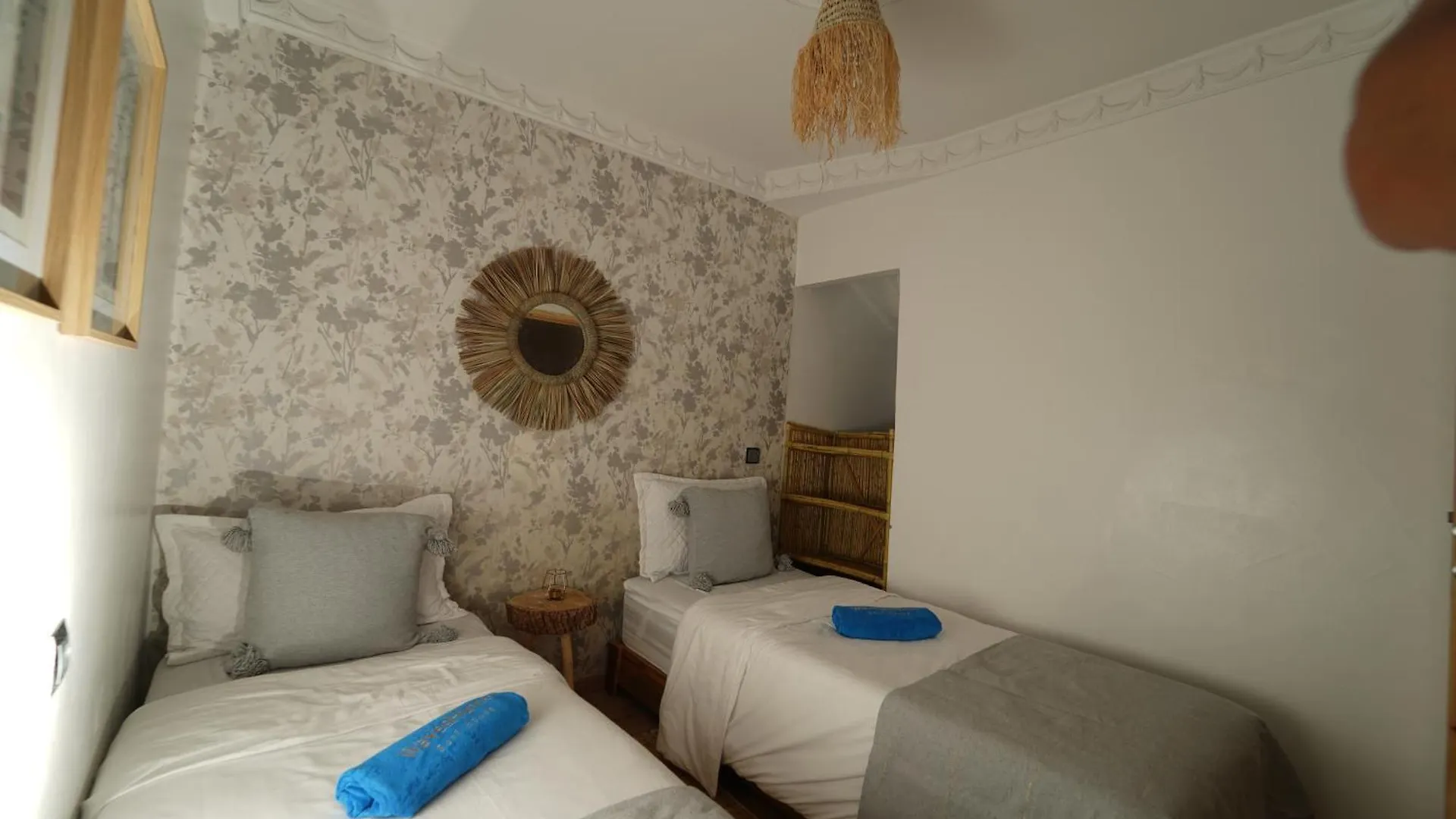 Bed and Breakfast Waves Hunter Surf House Агадир Отель типа 