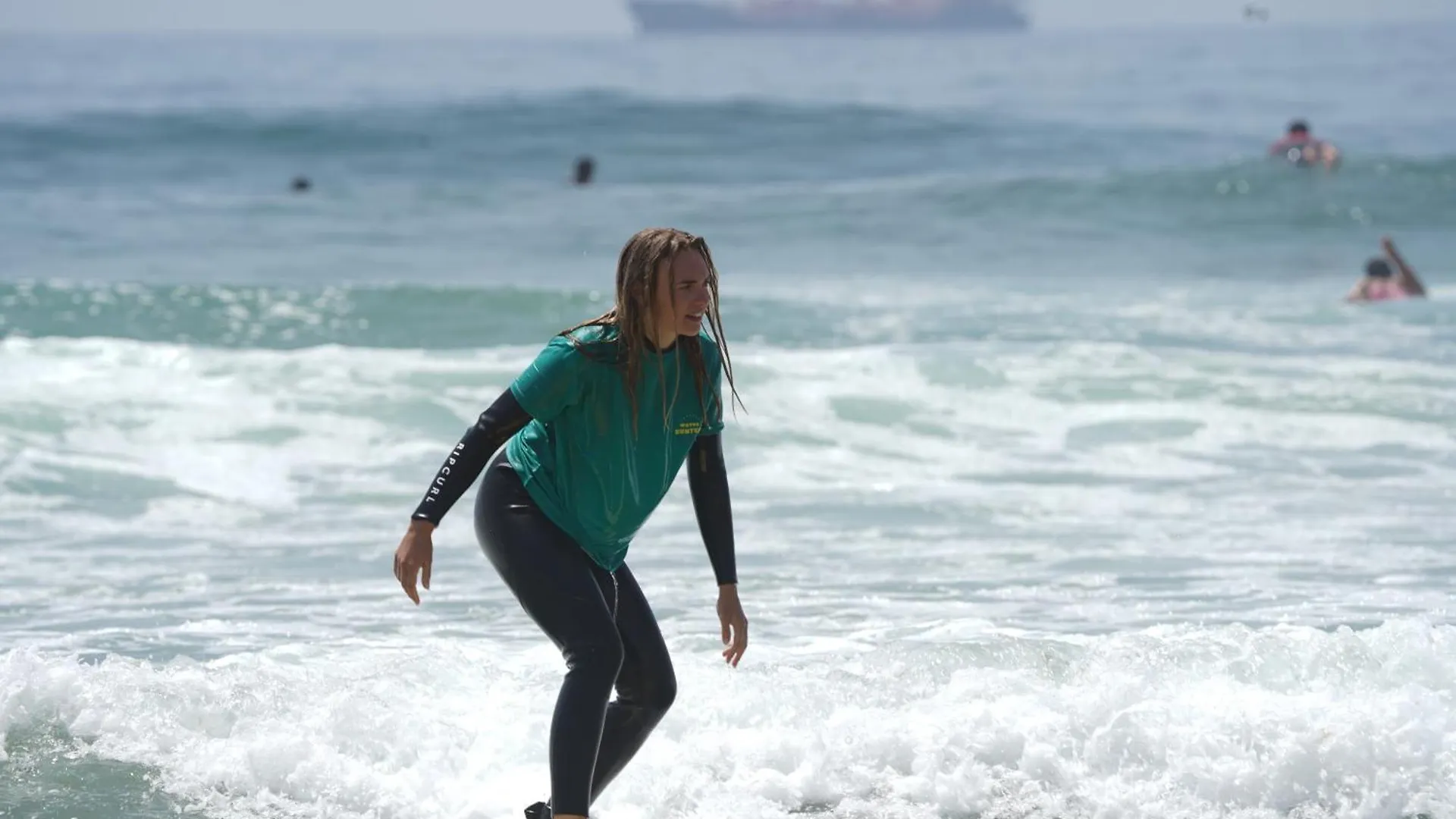 Waves Hunter Surf House Bed & Breakfast Agadir