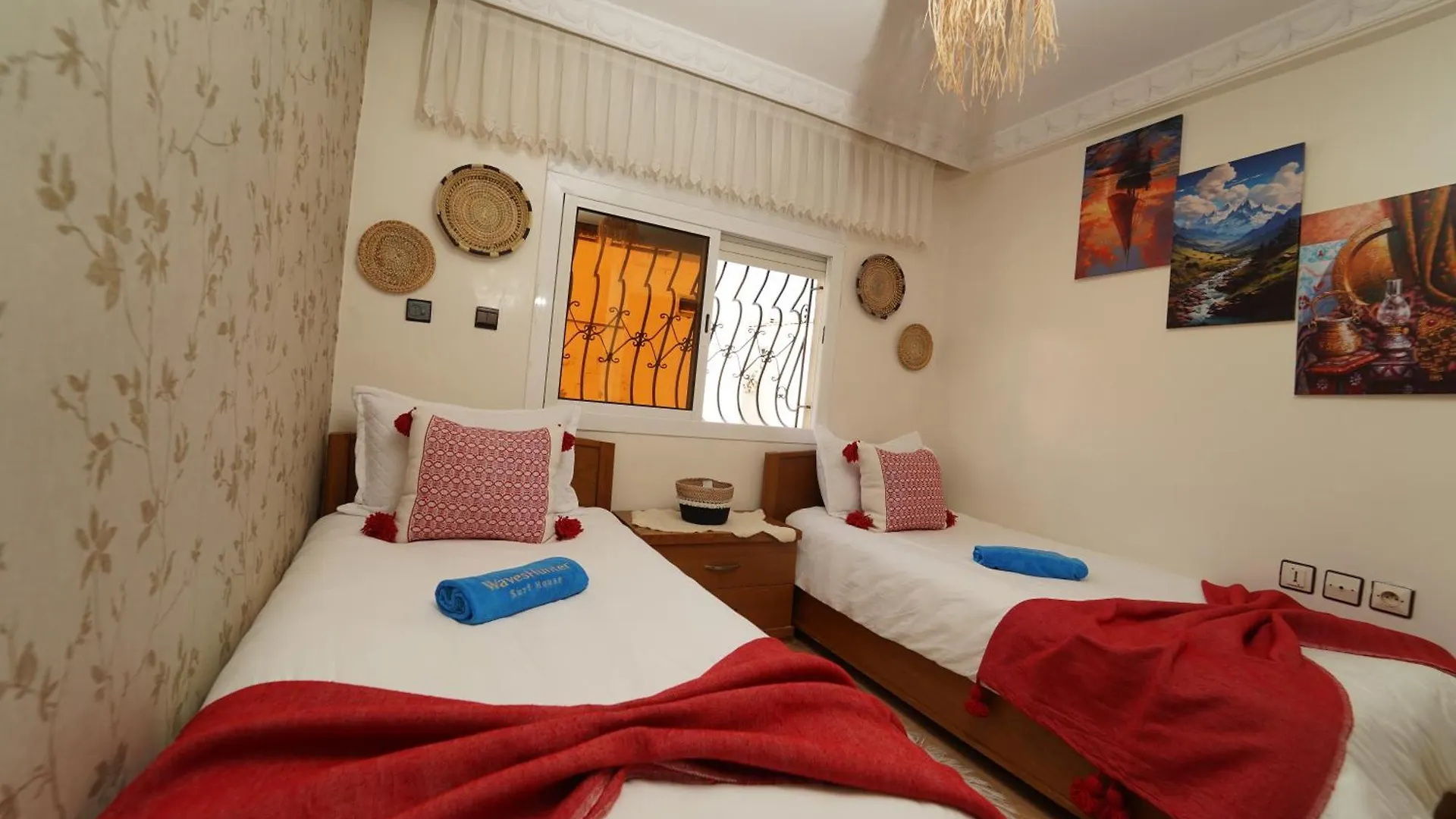 Waves Hunter Surf House Bed & Breakfast Agadir
